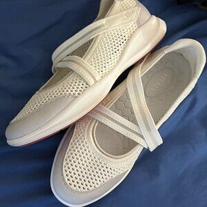 VIVAIA Womens Knit Mary Jane Flats White Comfort Slip On Casual Shoes US 5.5